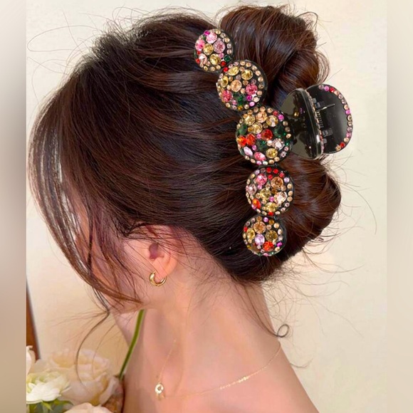✨ NEW Elegant multicolor rainbow 🌈 rhinestone crystal Hair Clip Claw - Picture 1 of 6